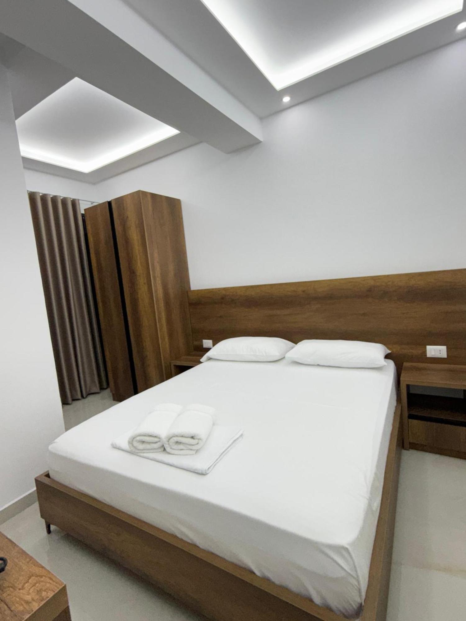 Villa Papa-Berat Ngoại thất bức ảnh
